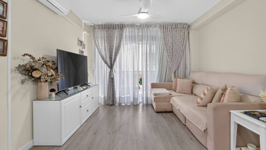 Venta - Apartment - Torrevieja - Torrevieja Centro