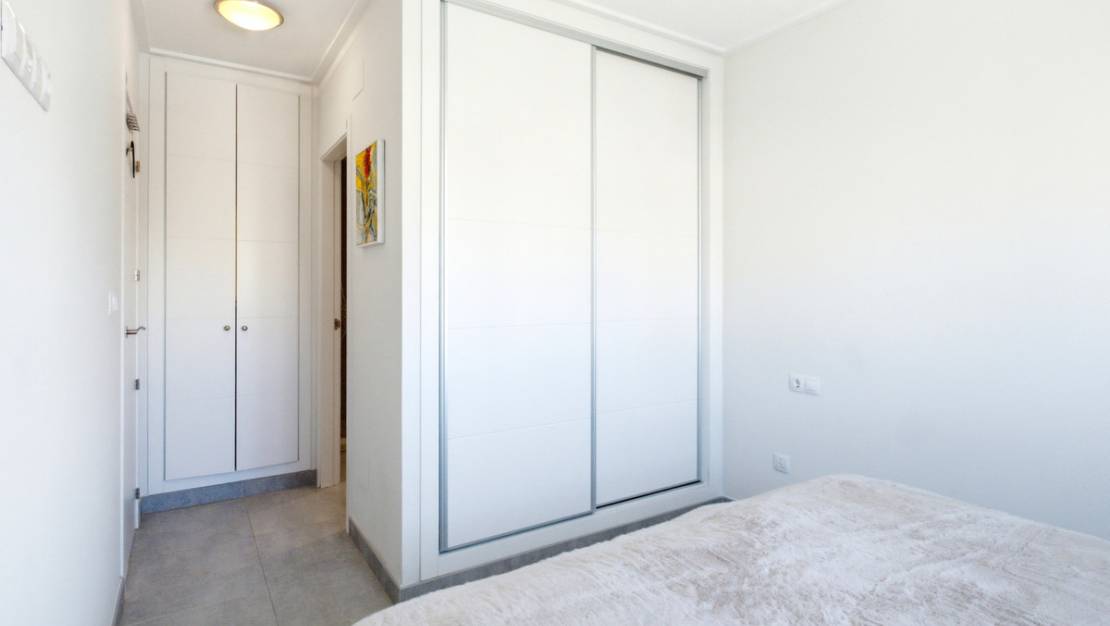 Venta - Apartment - Torrevieja - Torrevieja Centro