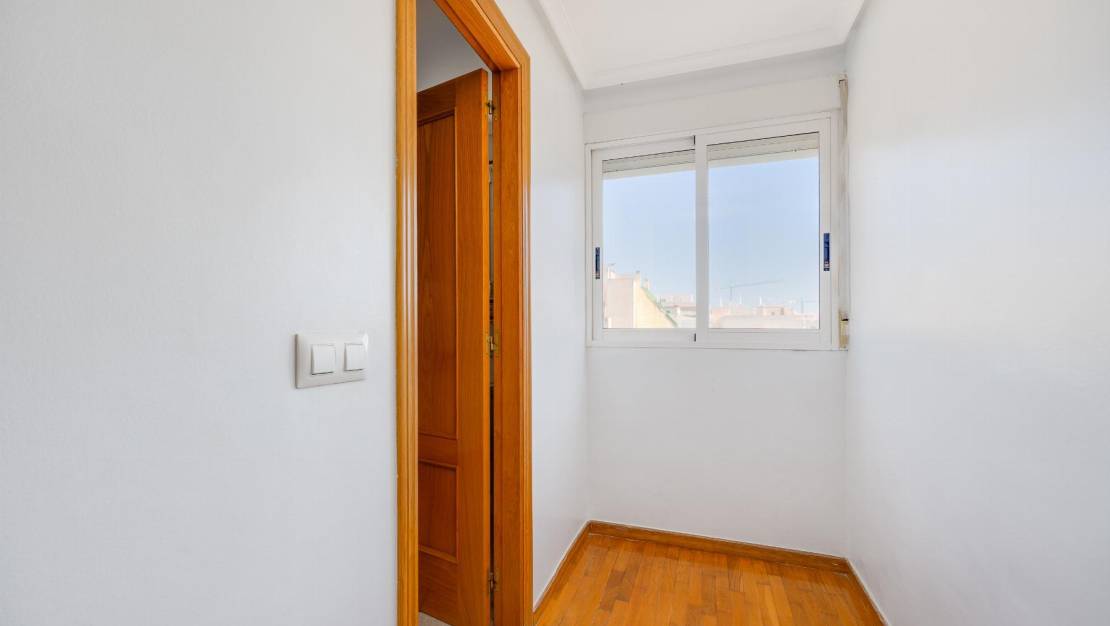 Venta - Apartment - Torrevieja