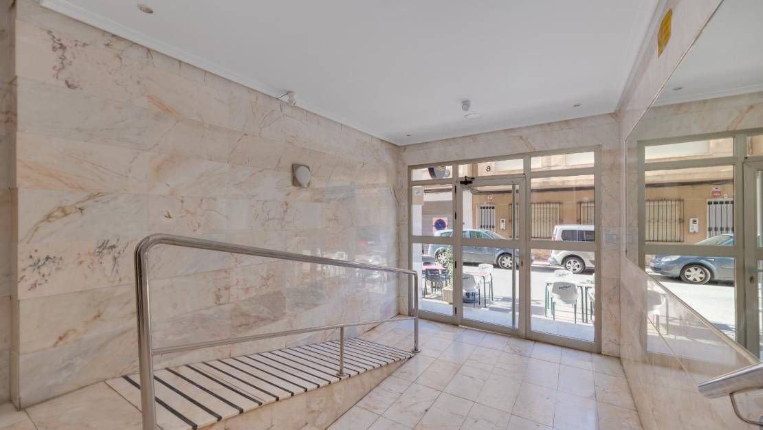 Venta - Apartment - Torrevieja