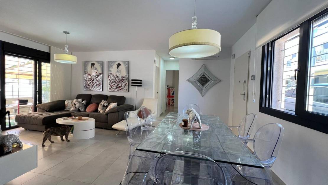 Venta - Bungalow - Pilar de la Horadada - Pueblo Latino