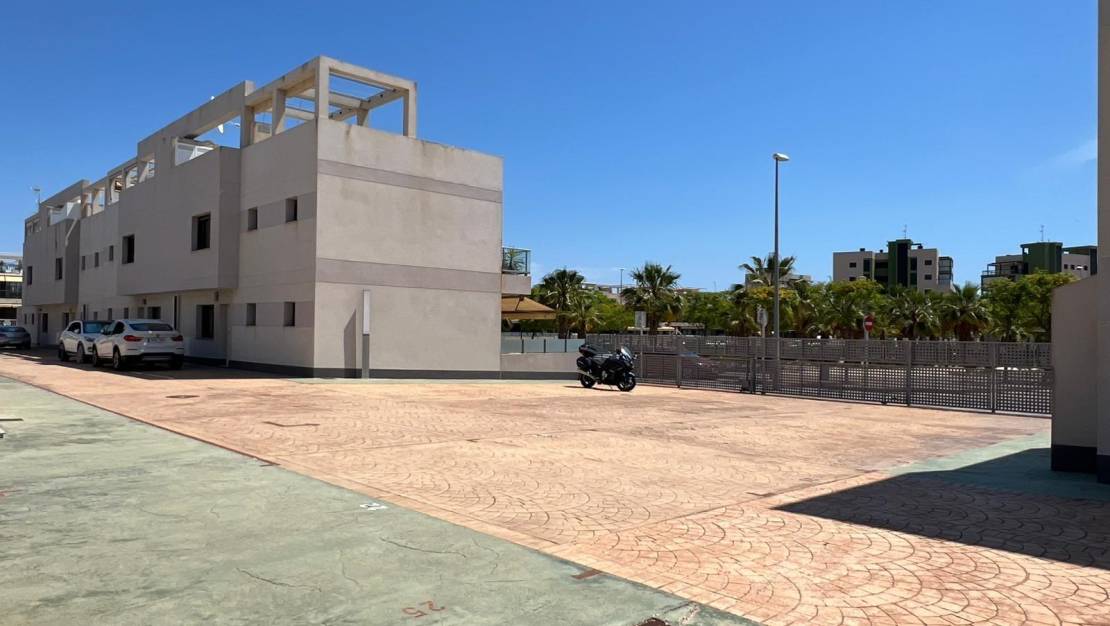 Venta - Bungalow - Pilar de la Horadada - Pueblo Latino