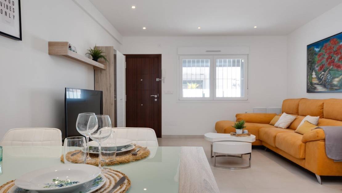 Venta - Bungalow - Torrevieja - Aguas Nuevas