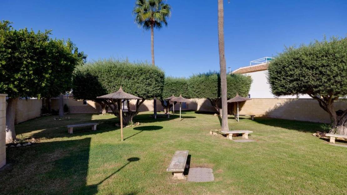 Venta - Bungalow - Torrevieja - Doña ines