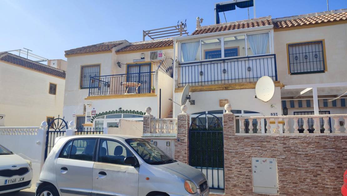 Venta - Bungalow - Torrevieja - Doña ines