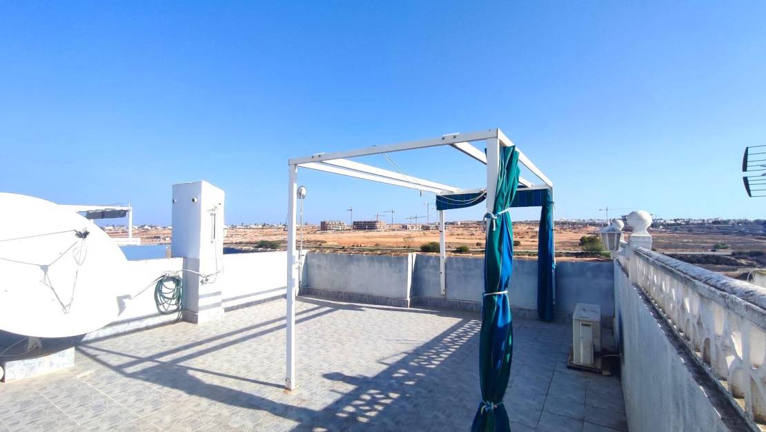 Venta - Bungalow - Torrevieja - Doña ines