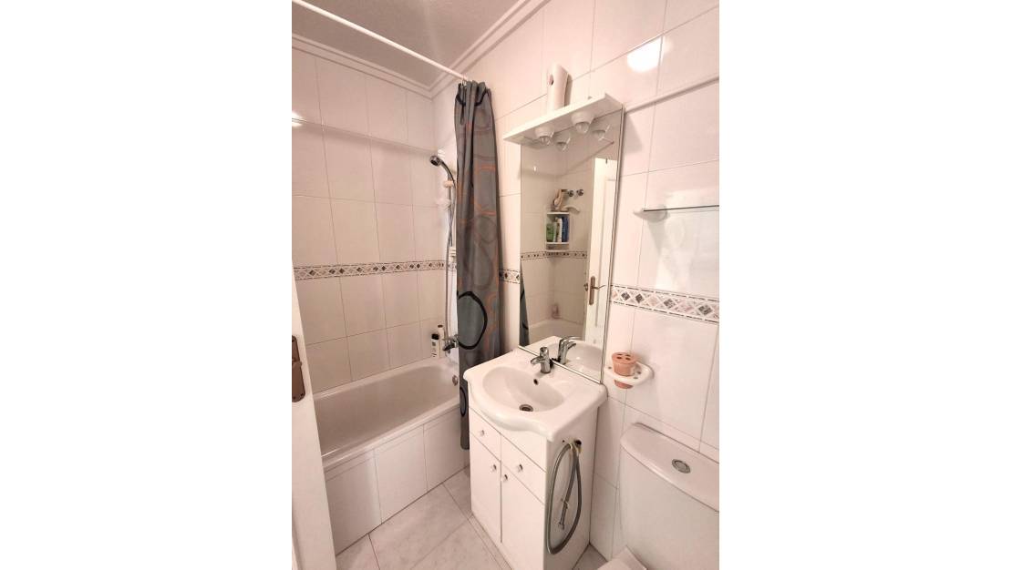 Venta - Bungalow - Torrevieja - Doña ines