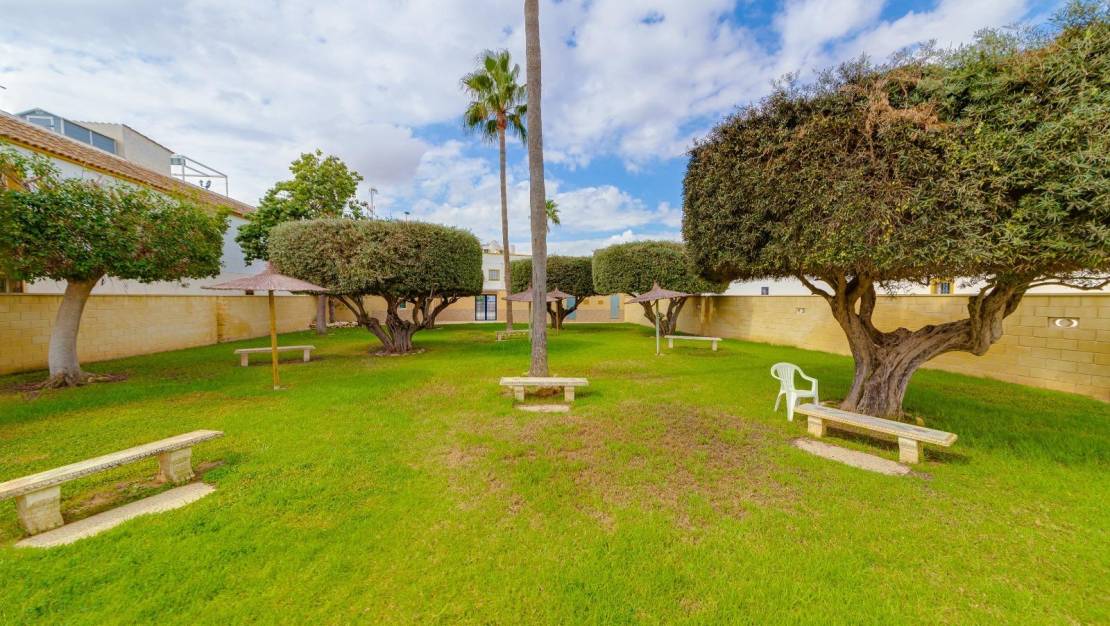 Venta - Bungalow - Torrevieja - Doña ines