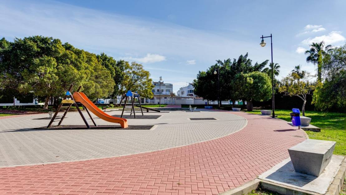 Venta - Bungalow - Torrevieja - Doña ines