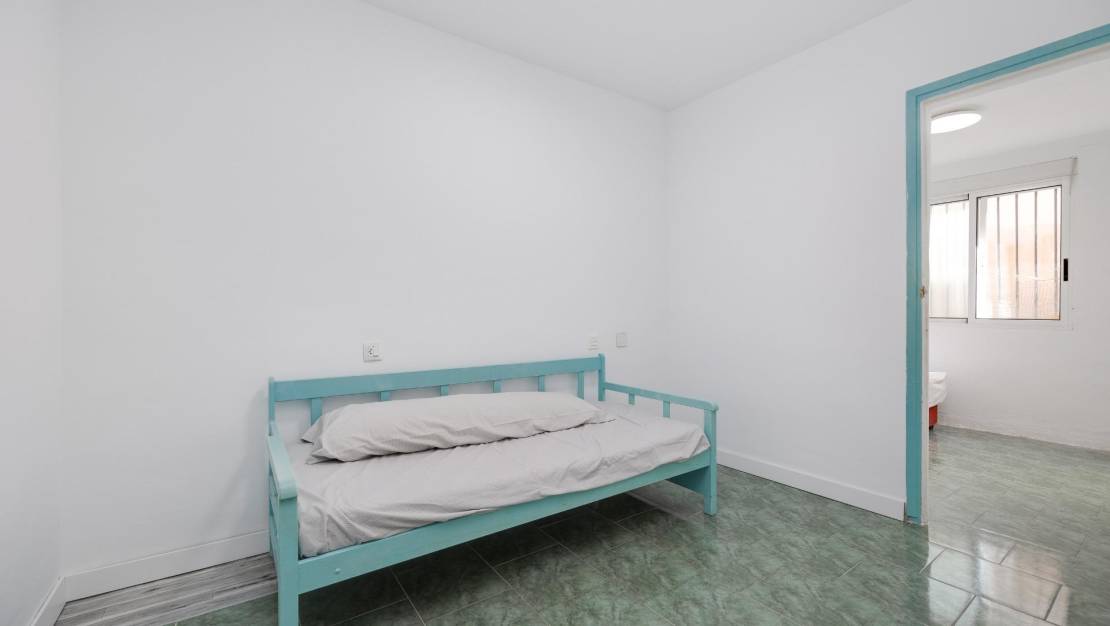 Venta - Bungalow - Torrevieja - Playa de los Naufragos