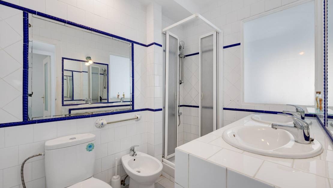 Venta - Bungalow - Torrevieja - Playa de los Naufragos