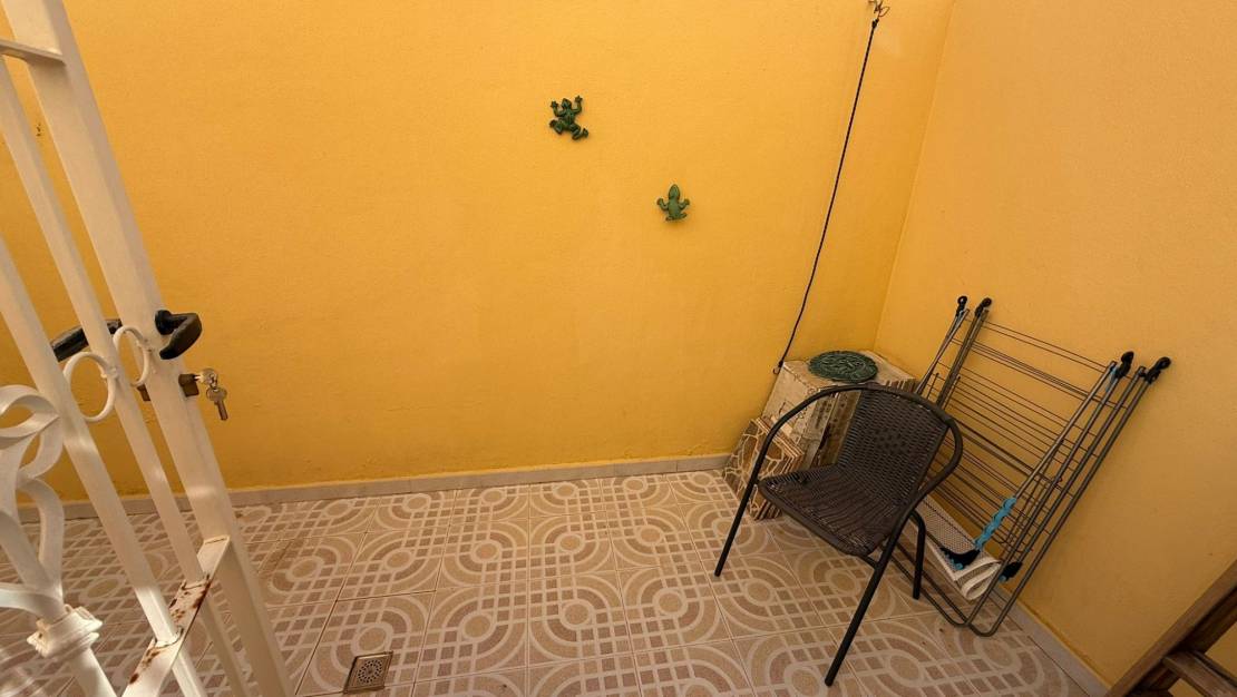 Venta - Casa Tipo Dúplex - San Miguel de Salinas - BLUE LAGOON