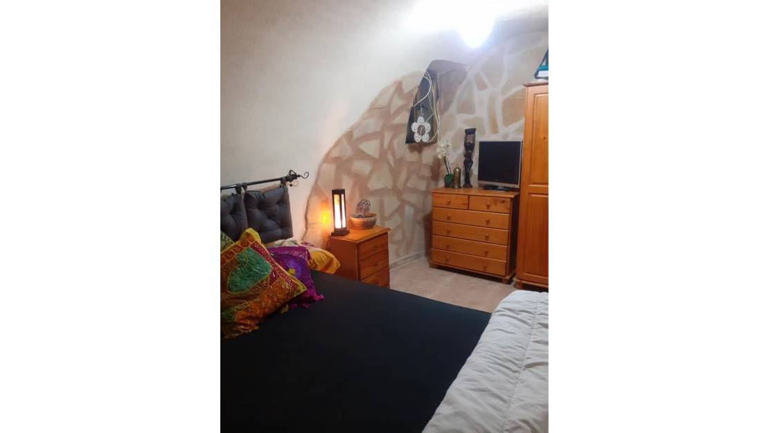 Venta - Cave house - Alicante City - Alcoraya