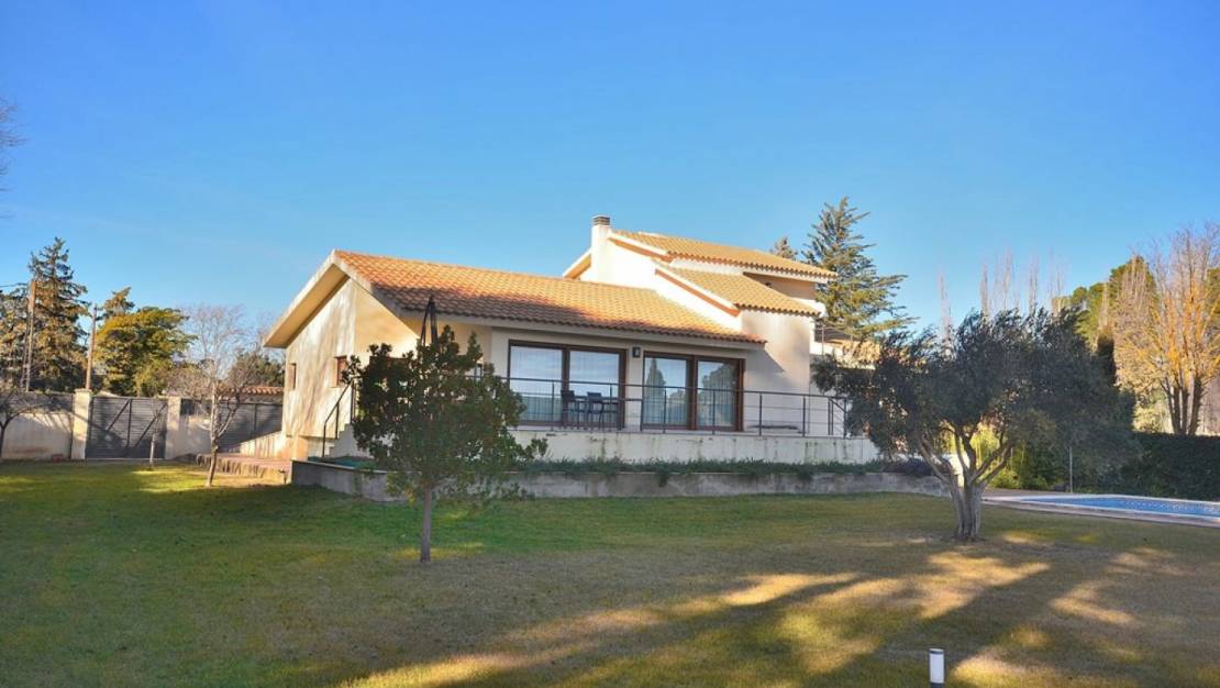 Venta - Chalet - Albacete - Agua sol