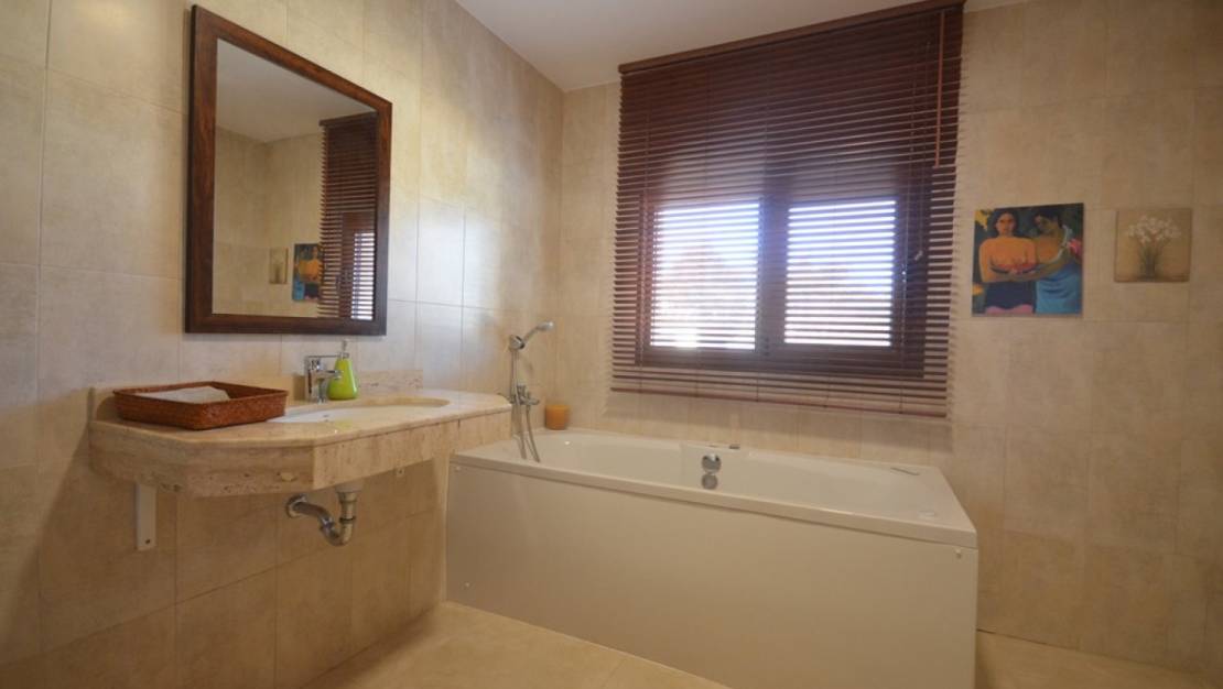 Venta - Chalet - Albacete - Agua sol