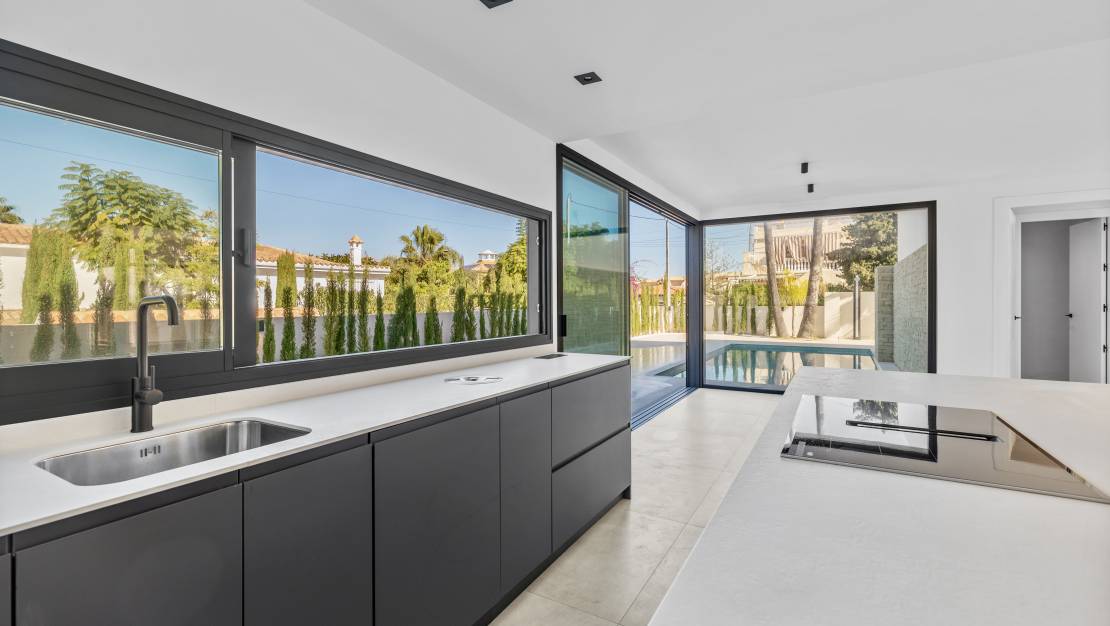 Venta - Chalet - Albir