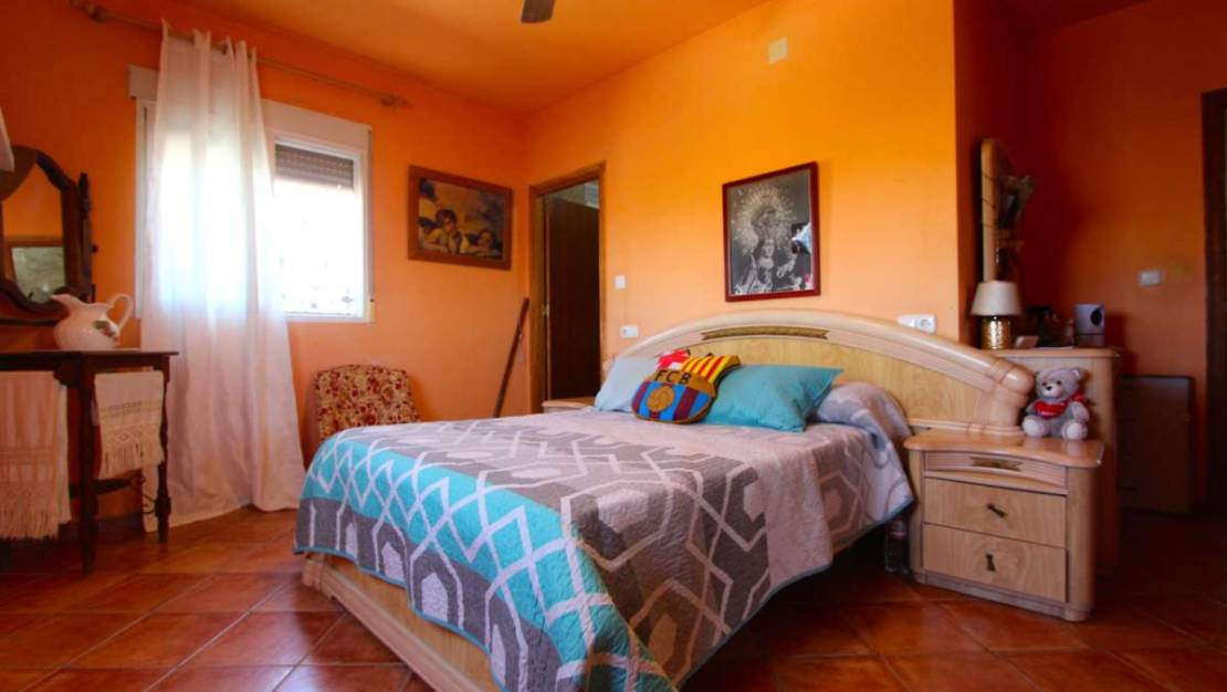 Venta - Chalet - Albudeite