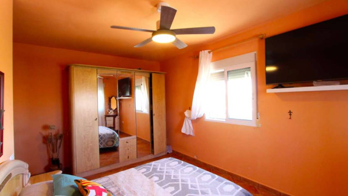 Venta - Chalet - Albudeite