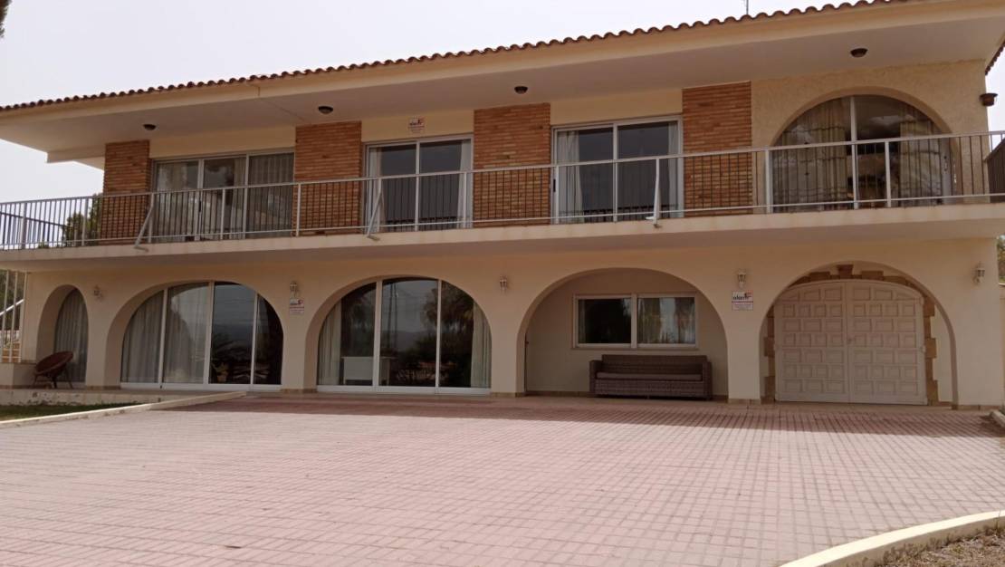 Venta - Chalet - Alfaz del Pi