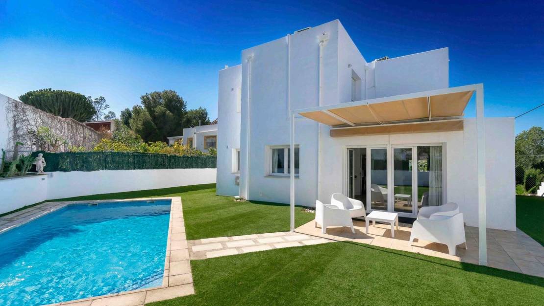 Venta - Chalet - Alfaz del Pi