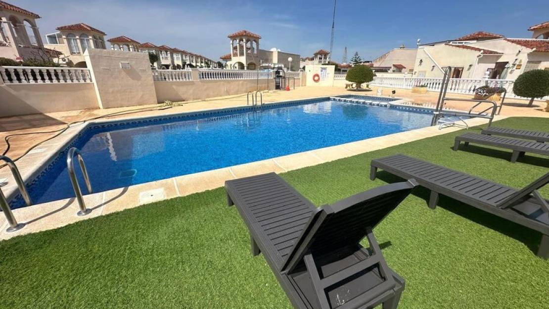 Venta - Chalet - Algorfa - Algorfa Centro