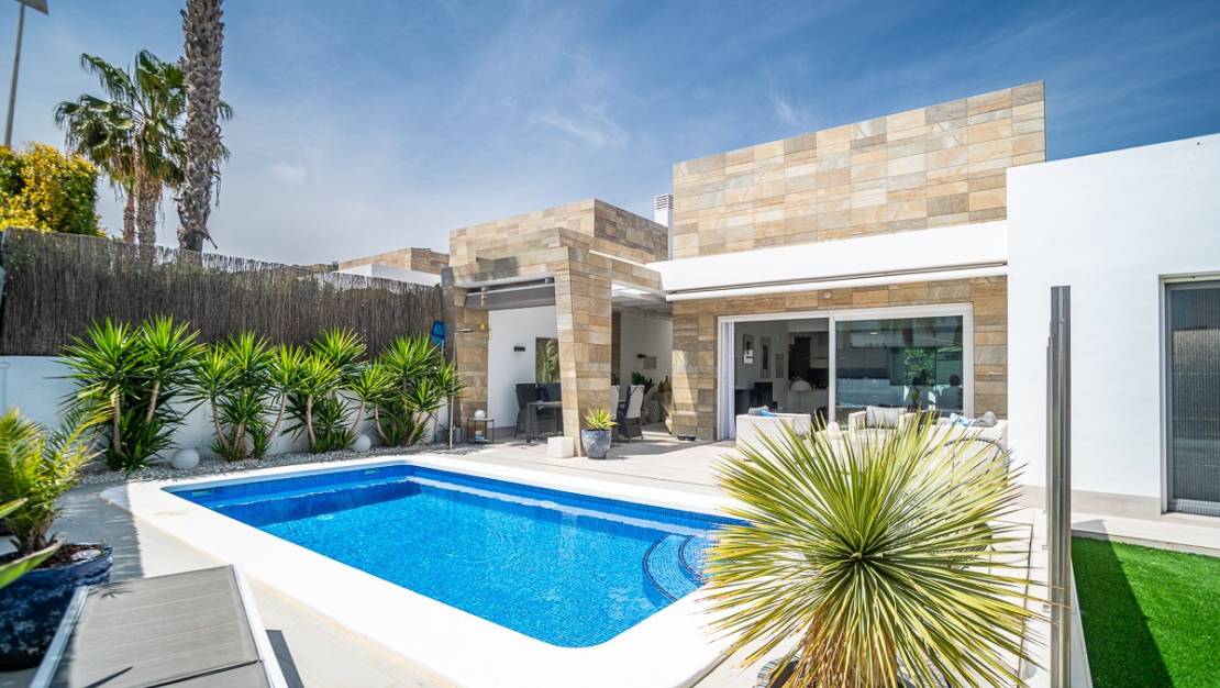 Venta - Chalet - Algorfa - La finca golf