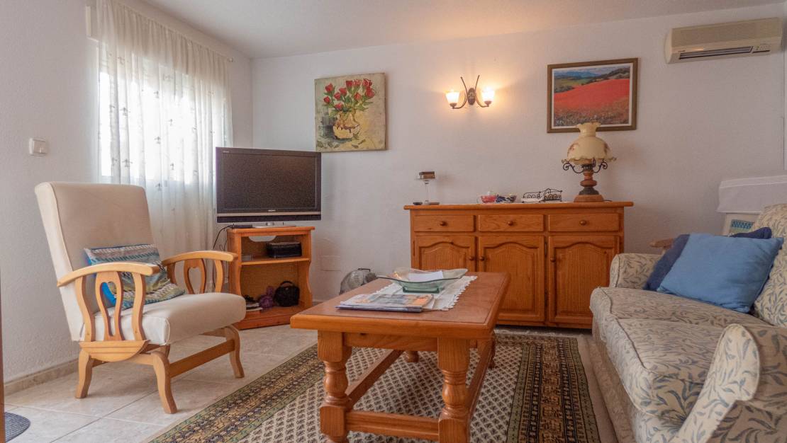 Venta - Chalet - Algorfa