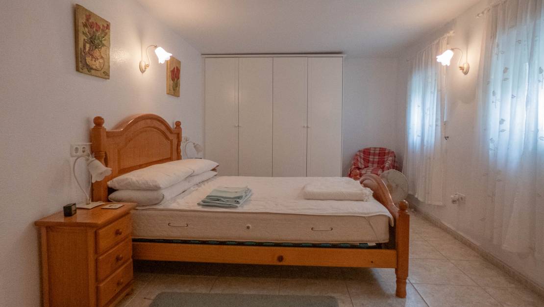 Venta - Chalet - Algorfa