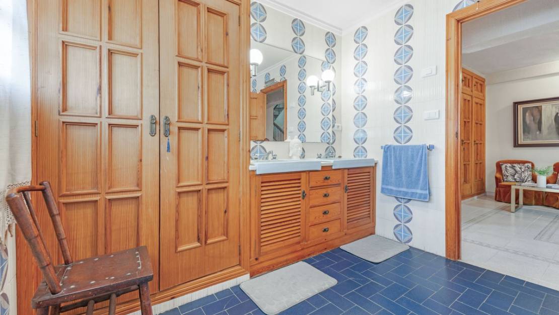 Venta - Chalet - Alicante - Alicante Centro