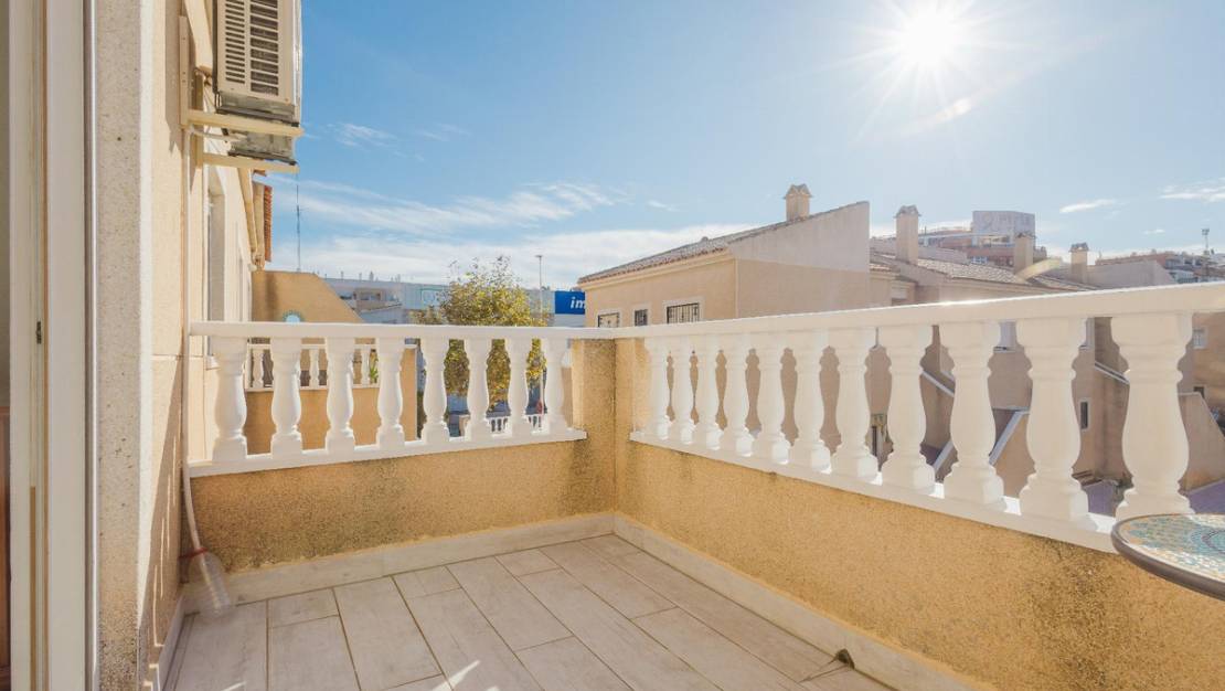 Venta - Chalet - Alicante City - Parque de las Naciones