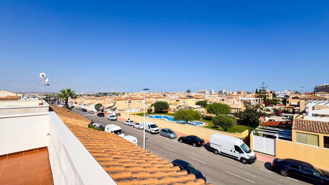 Venta - Chalet - Alicante City - Parque de las Naciones