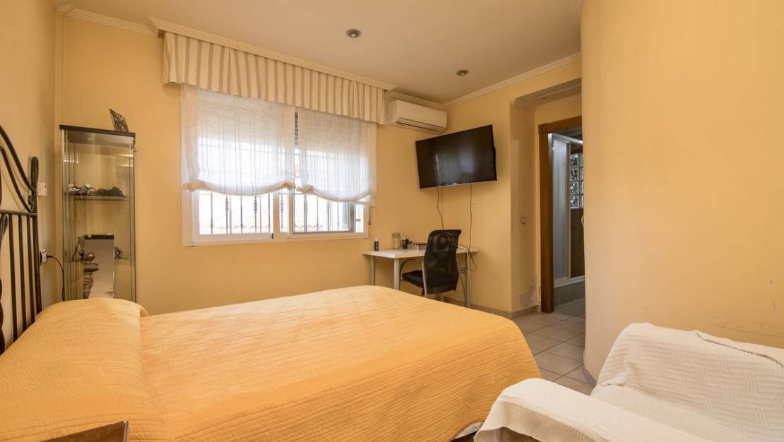 Venta - Chalet - Almoradí - Almoradi Centro