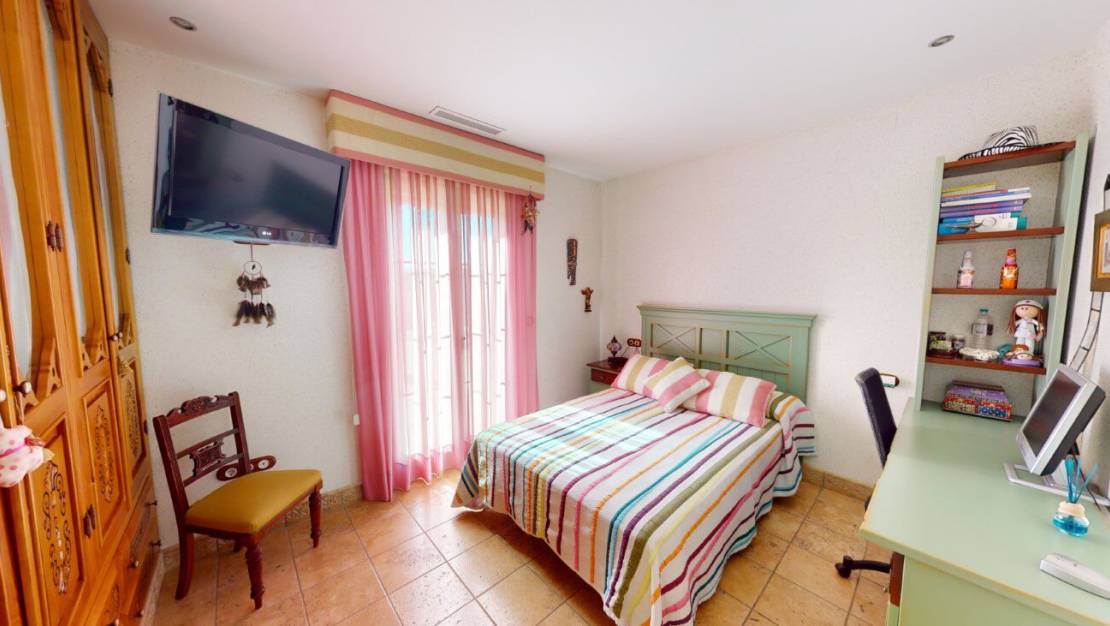 Venta - Chalet - Almoradí