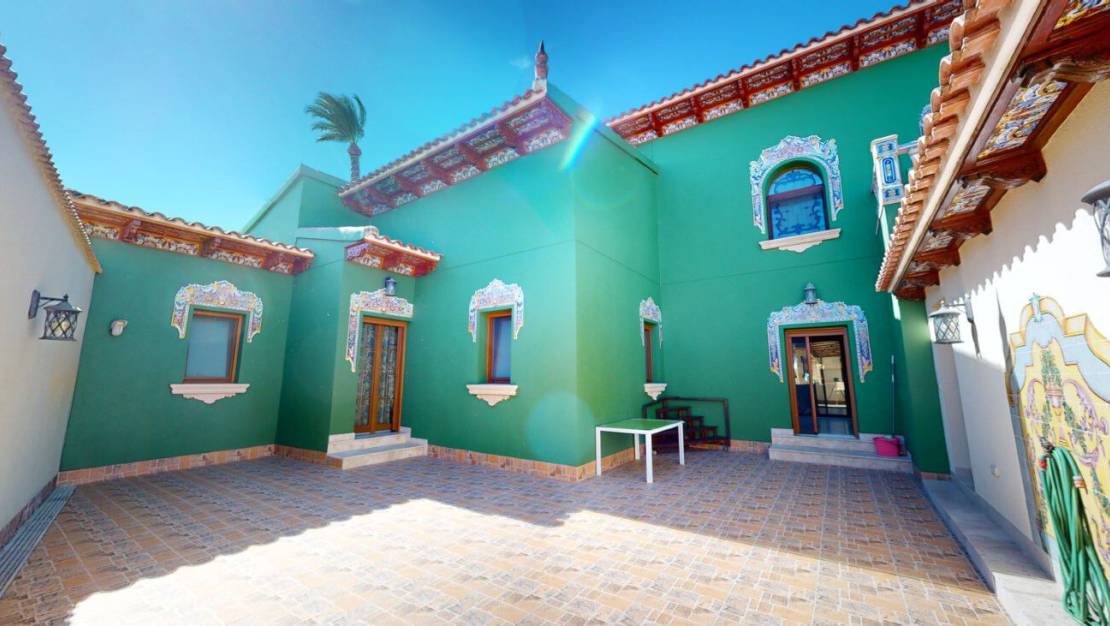 Venta - Chalet - Almoradí