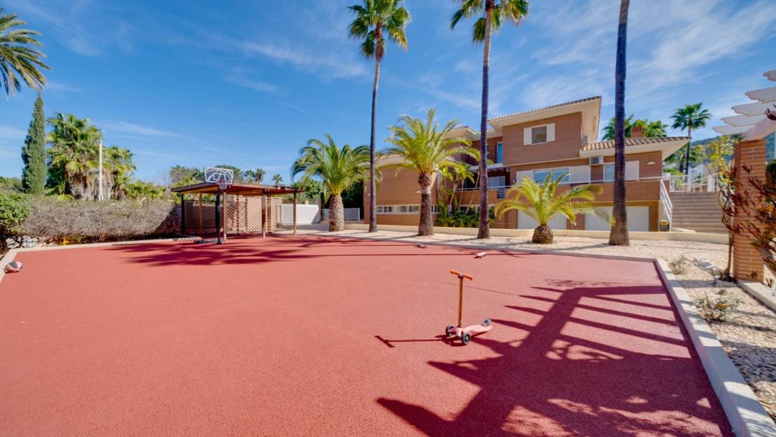 Venta - Chalet - Benidorm - Benidorm Centro