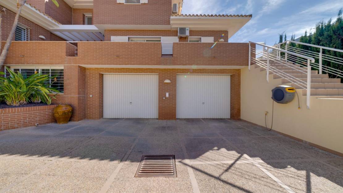 Venta - Chalet - Benidorm - Benidorm Centro