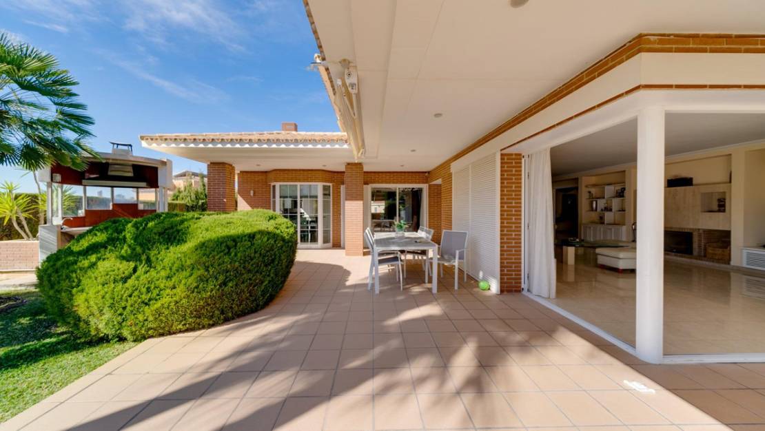 Venta - Chalet - Benidorm - Benidorm Centro