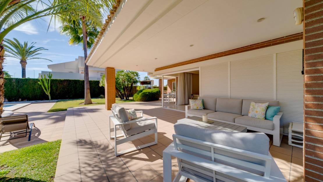 Venta - Chalet - Benidorm - Benidorm Centro