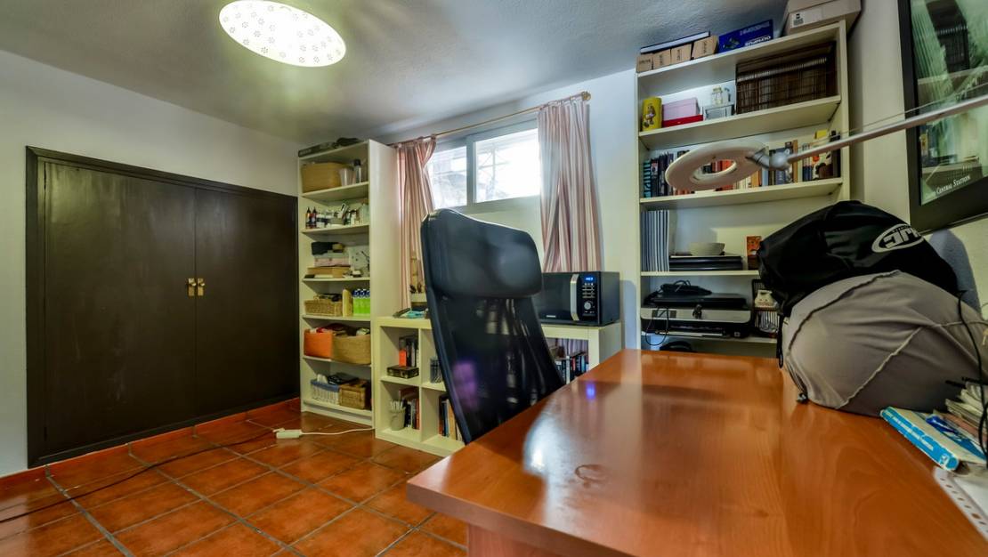 Venta - Chalet - Benidorm - Benidorm Centro