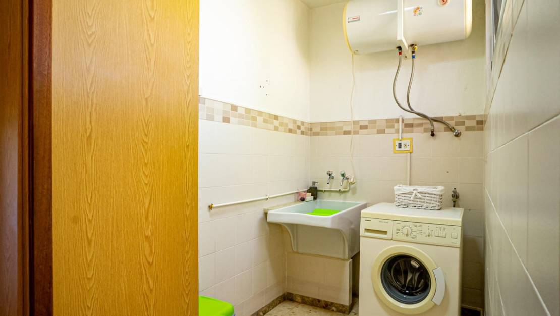 Venta - Chalet - Benidorm - Benidorm Centro