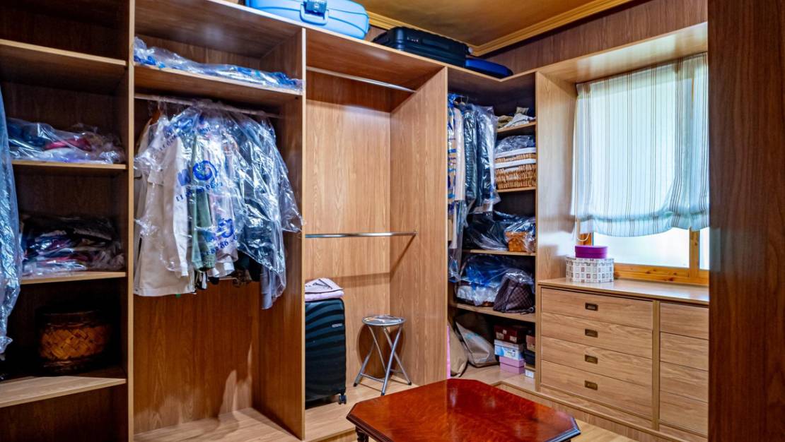 Venta - Chalet - Benidorm - Benidorm Centro