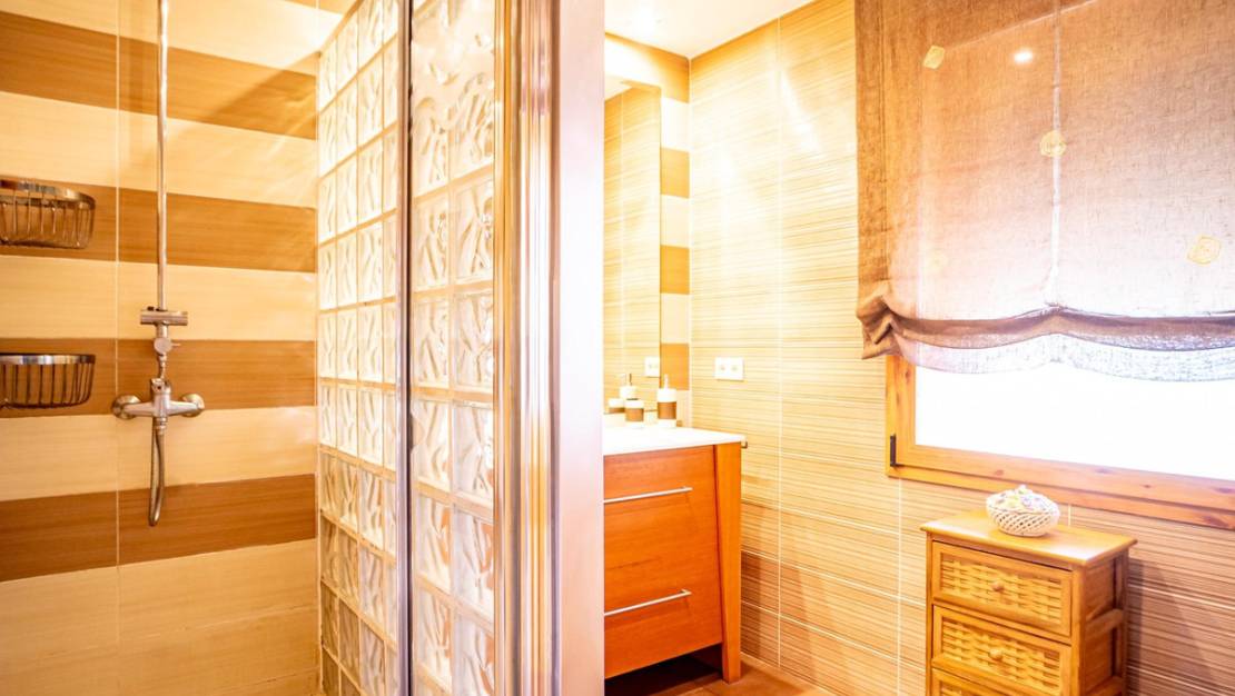 Venta - Chalet - Benidorm - Benidorm Centro