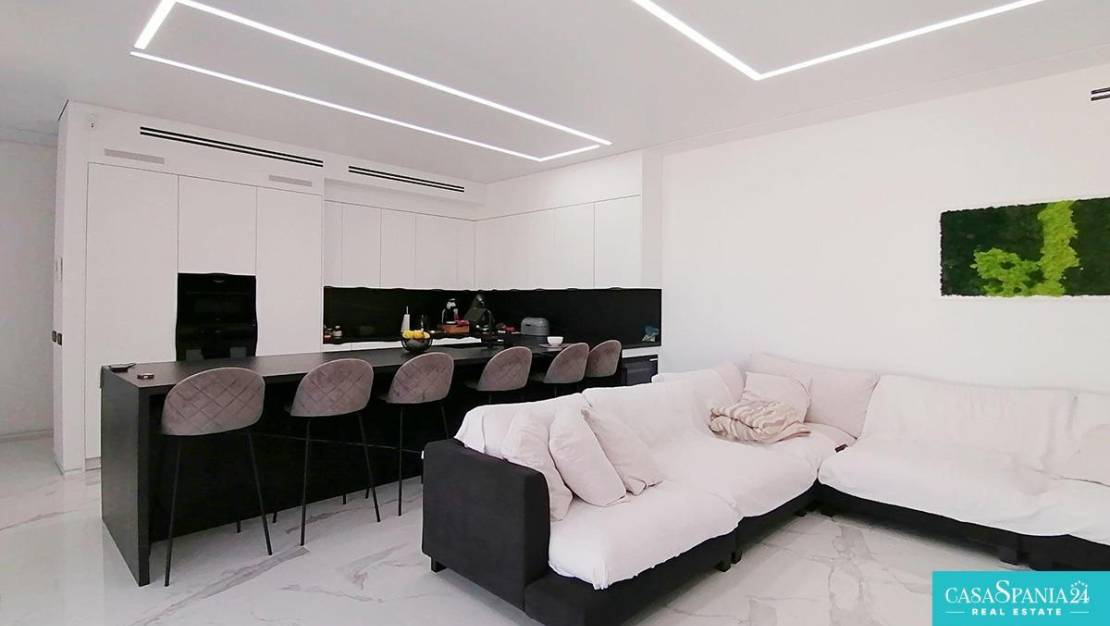 Venta - Chalet - Benidorm - Benidorm Centro