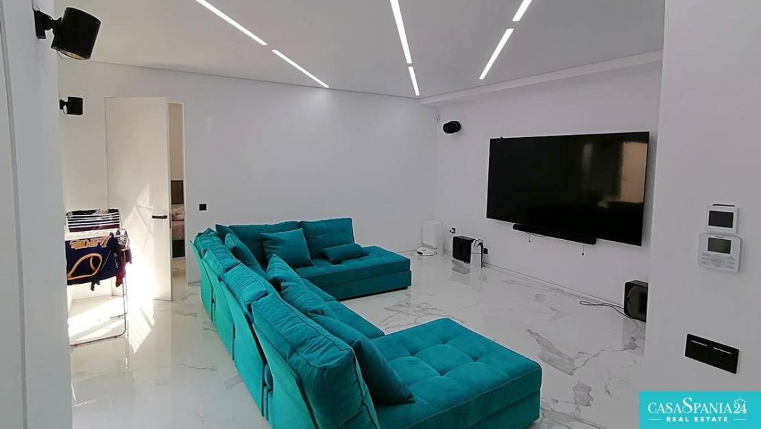 Venta - Chalet - Benidorm - Benidorm Centro
