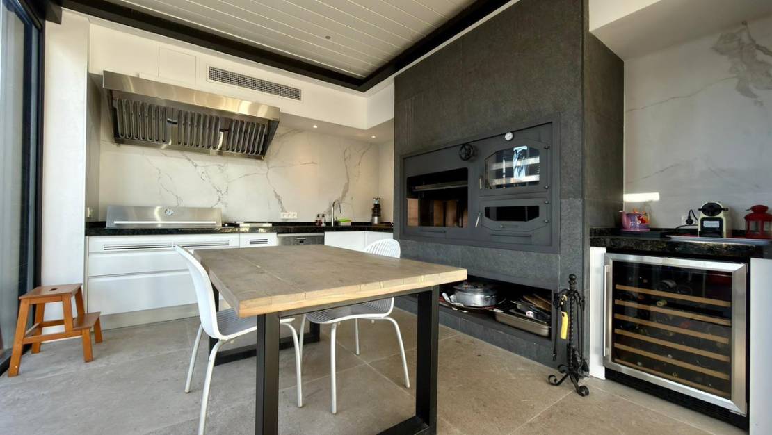 Venta - Chalet - Benidorm - Benidorm Centro