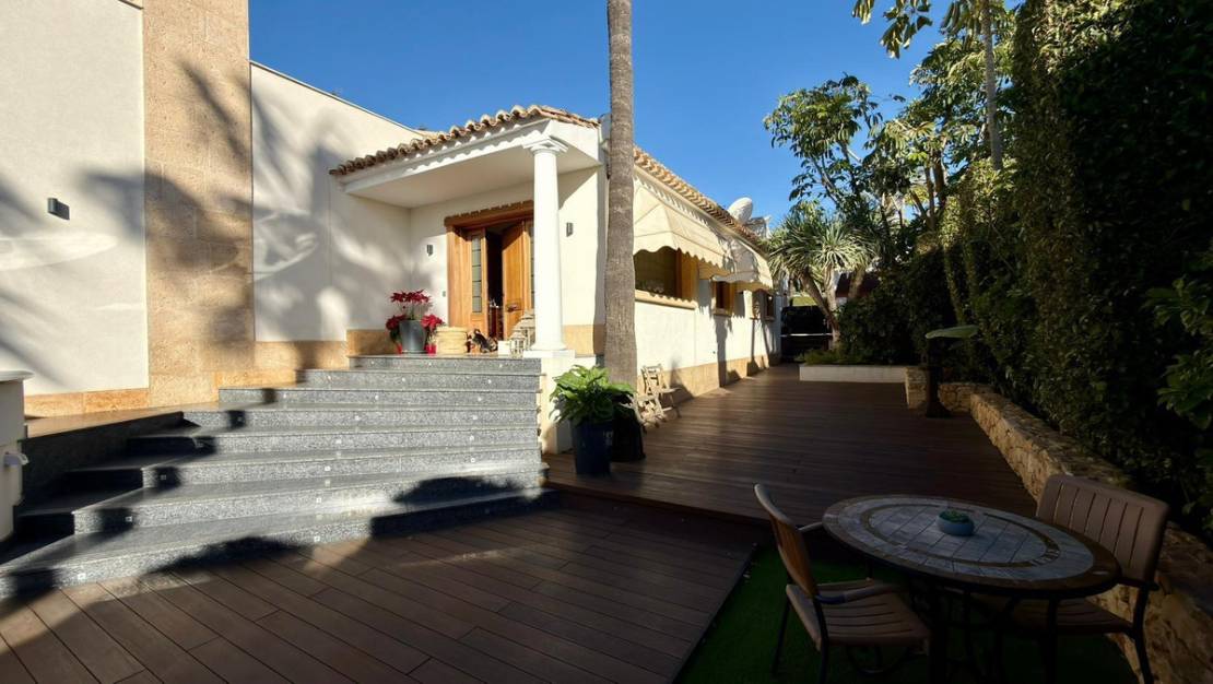 Venta - Chalet - Benidorm - Benidorm Centro