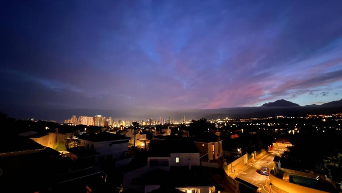 Venta - Chalet - Benidorm - Benidorm Centro