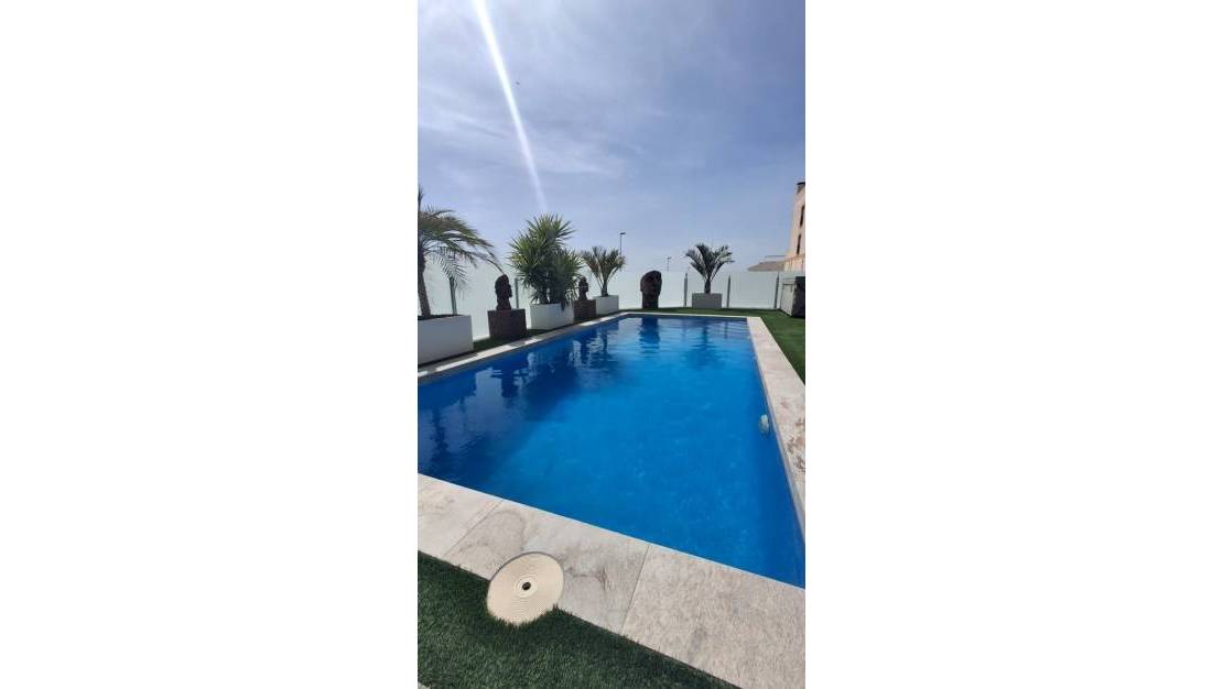 Venta - Chalet - Benidorm - Urb Entre Naranjos