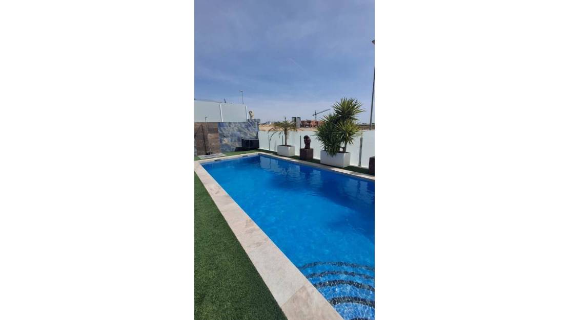 Venta - Chalet - Benidorm - Urb Entre Naranjos