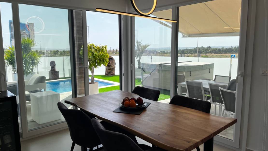 Venta - Chalet - Benidorm - Urb Entre Naranjos